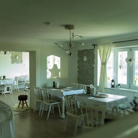 Bertrand Inn